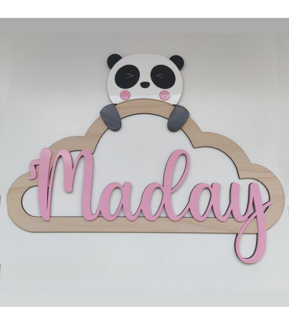 Nube realizada en madera de haya con nombre y oso panda en metacrilato